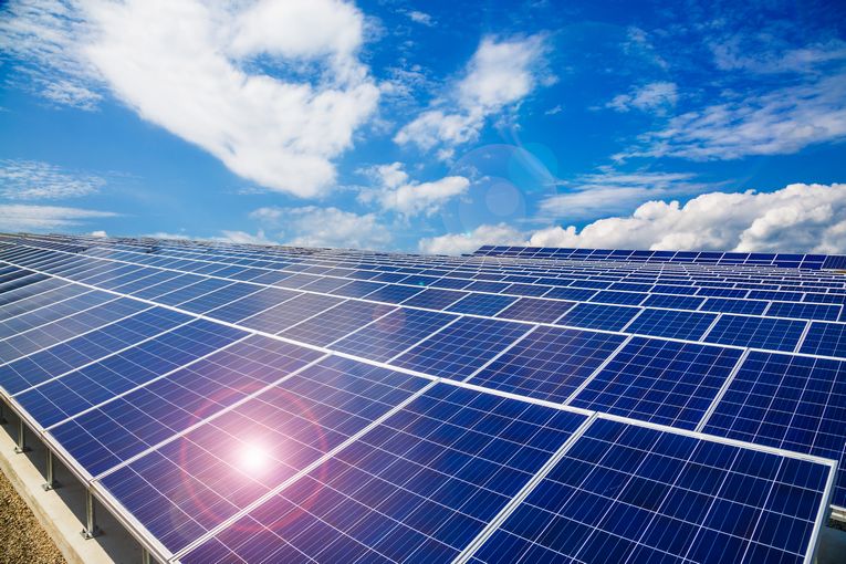 目から鱗!!事業主必見!!太陽光発電システム10kw以上の余剰買い取り制度について