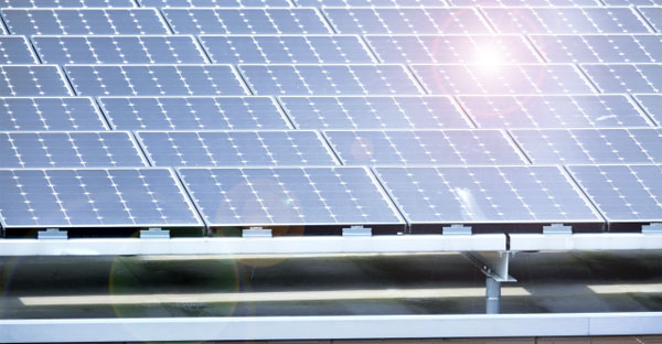 「あり得ない」発電量を提示する